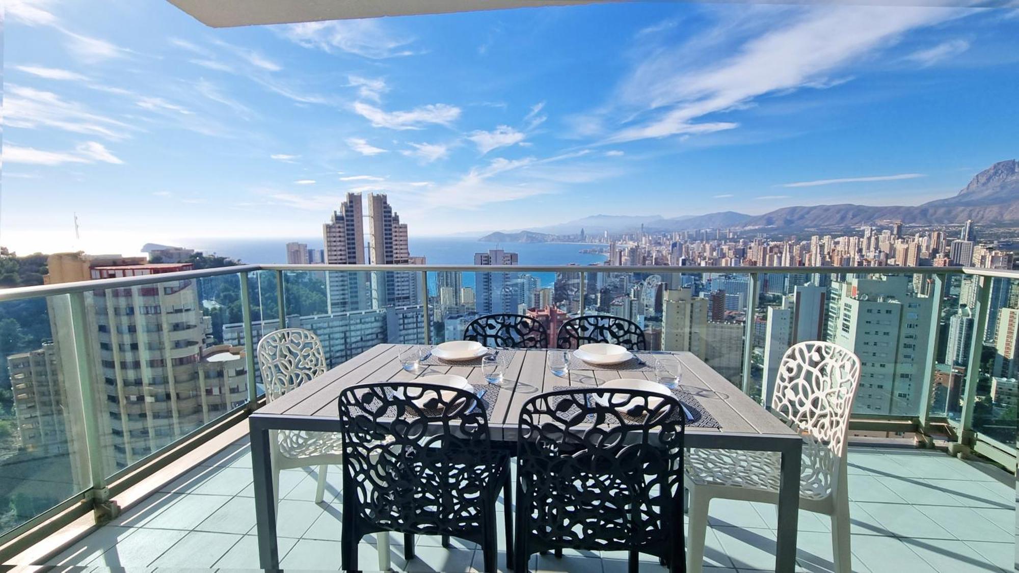 Skyline 18 Terraza Privada Con Impresionantes Vistas Al Mar Apartment Benidorm Luaran gambar