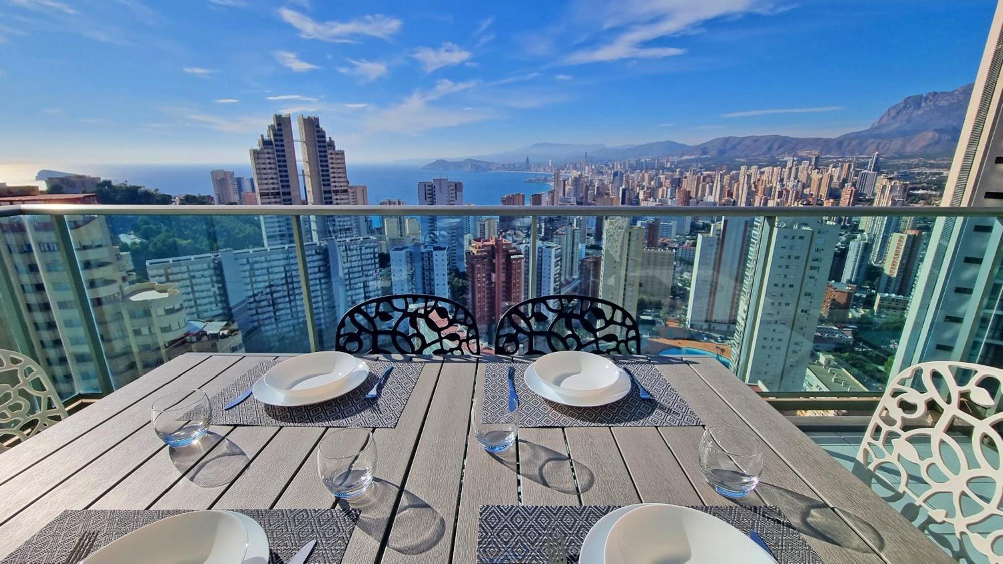 Skyline 18 Terraza Privada Con Impresionantes Vistas Al Mar Apartment Benidorm Luaran gambar
